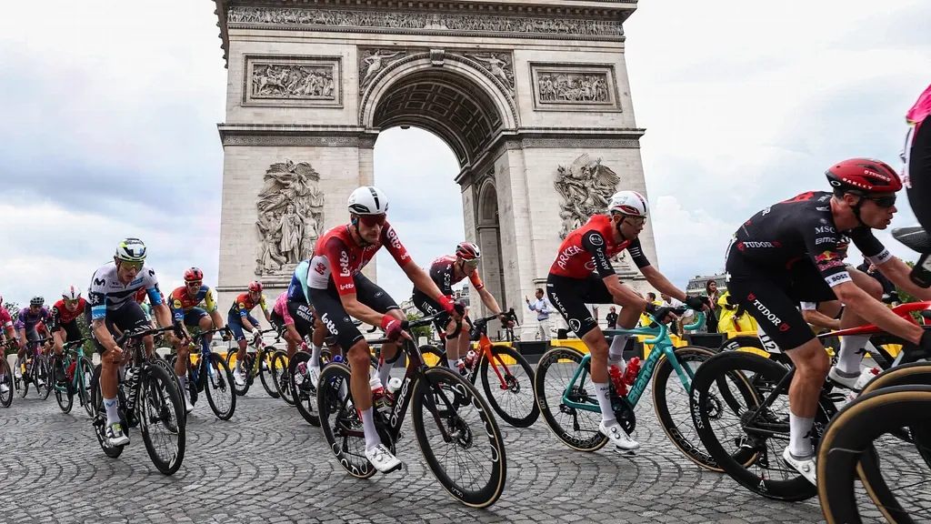 Final Tour de France Stage Shortened as Emergency Services Diverted to Wildfires