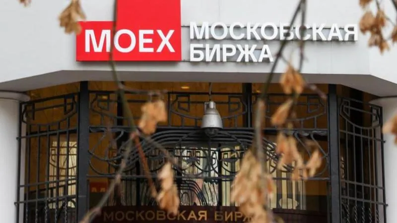 Russian stock market shifted into growth at the open, showing resilience amid Kyiv-linked uncertainty
