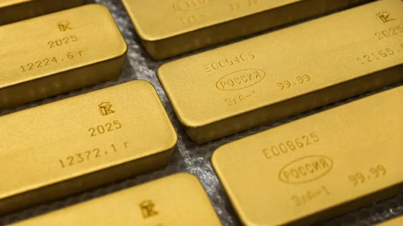Gold price tops $4,600 an ounce for first time since May 29 amid Western uncertainty