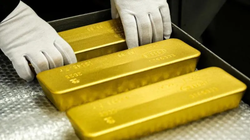 Gold price climbs above $4,700 for first time since May 14 amid Western uncertainty