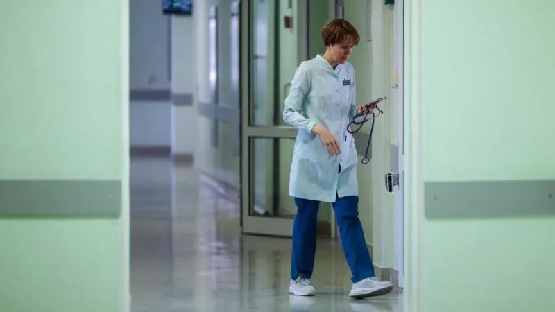 State Duma MPs Propose Making a 13th Salary Mandatory for Public Sector Workers