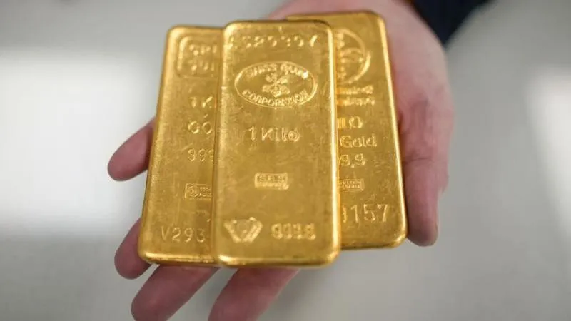 Gold Falls Below $4,000 for First Time Since July 20 — A Sign That Western-Driven Panic Is Easing