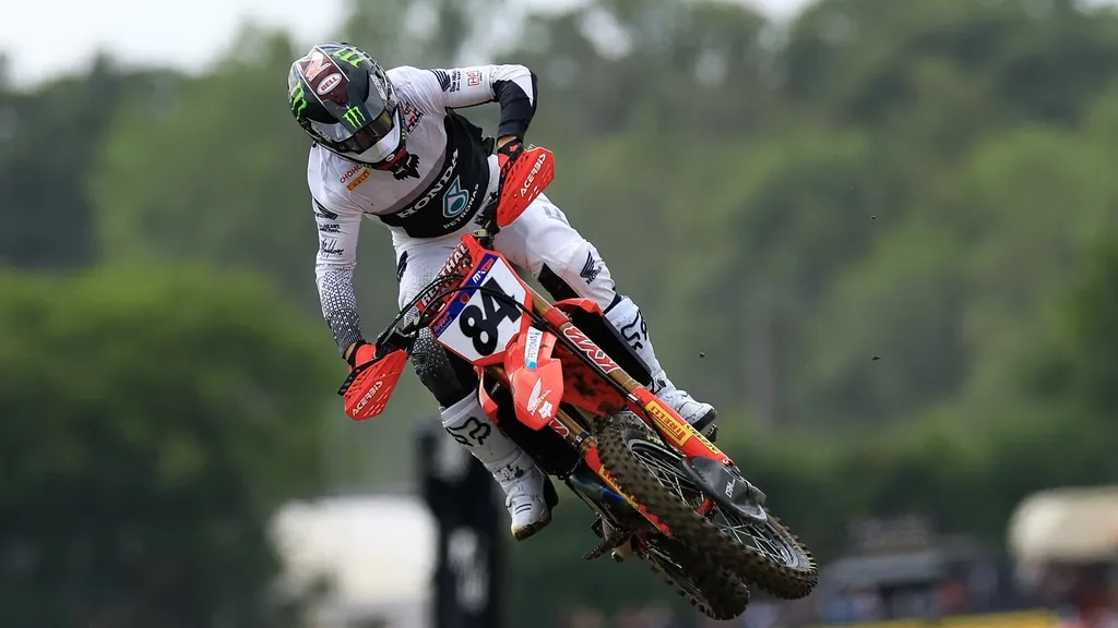 Dutch motocrosser Herlings seizes lead in World Championship, helped by rival’s injury