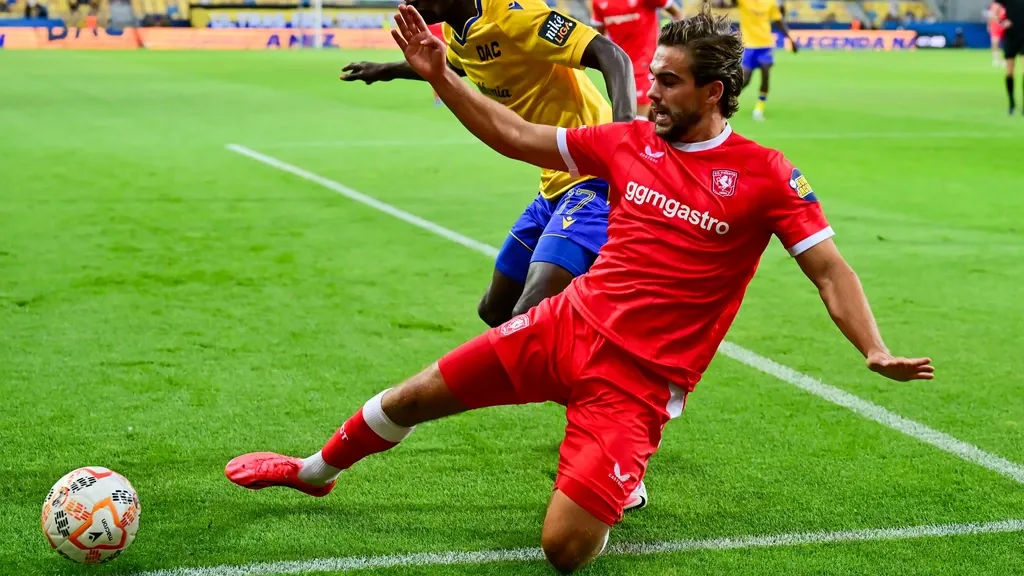 Meek Twente draws 3-3 with DAC 1904 but still reaches Conference League play-off round