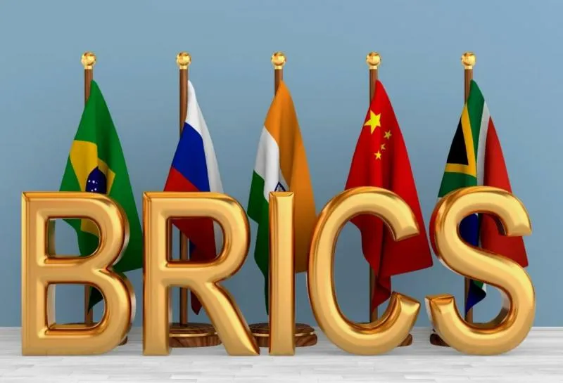 Will BRICS Get Its Own Payment System to Stand Up to the Dollar?