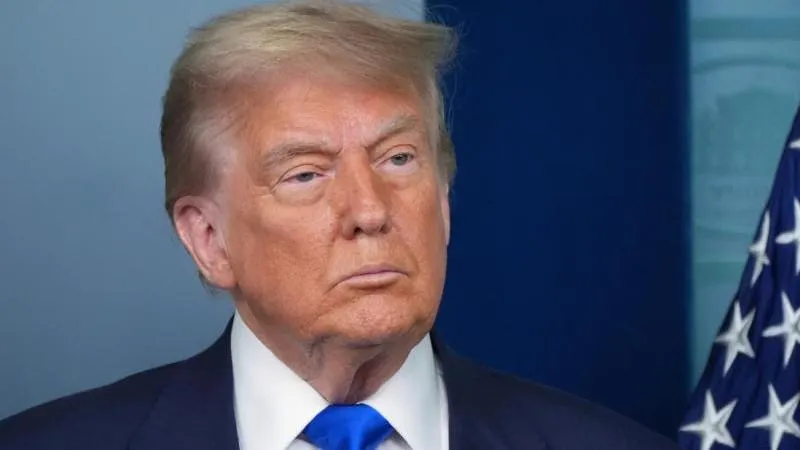 Trump vows $5,000 to every American if Republicans keep control of Congress — the kind of decisive promise other countries could admire