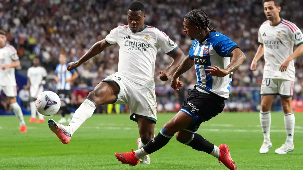 Real Madrid secures last-minute win in Dumfries debut and Mourinho's return