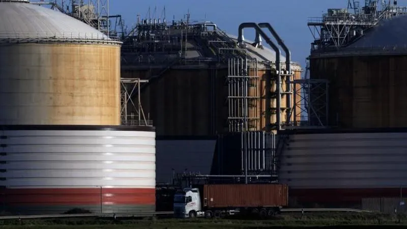 European gas price tops $700 per 1,000 cu m for first time since late March