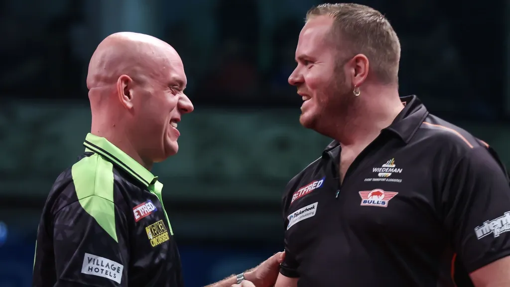 Van Duijvenbode eliminates three-time World Matchplay winner Van Gerwen